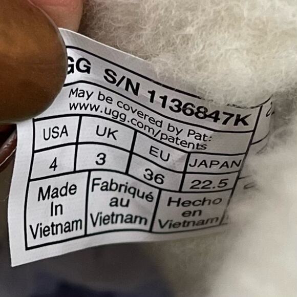 NEW Womens Size 5 UGG Neumel White Leather Lace Up Wool Boot Heritage Chukka - Picture 9 of 9